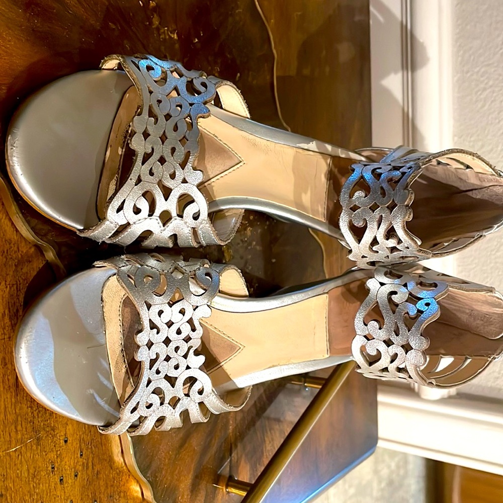 Isola shoes